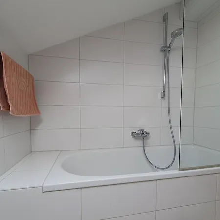 Eibl Apartment *